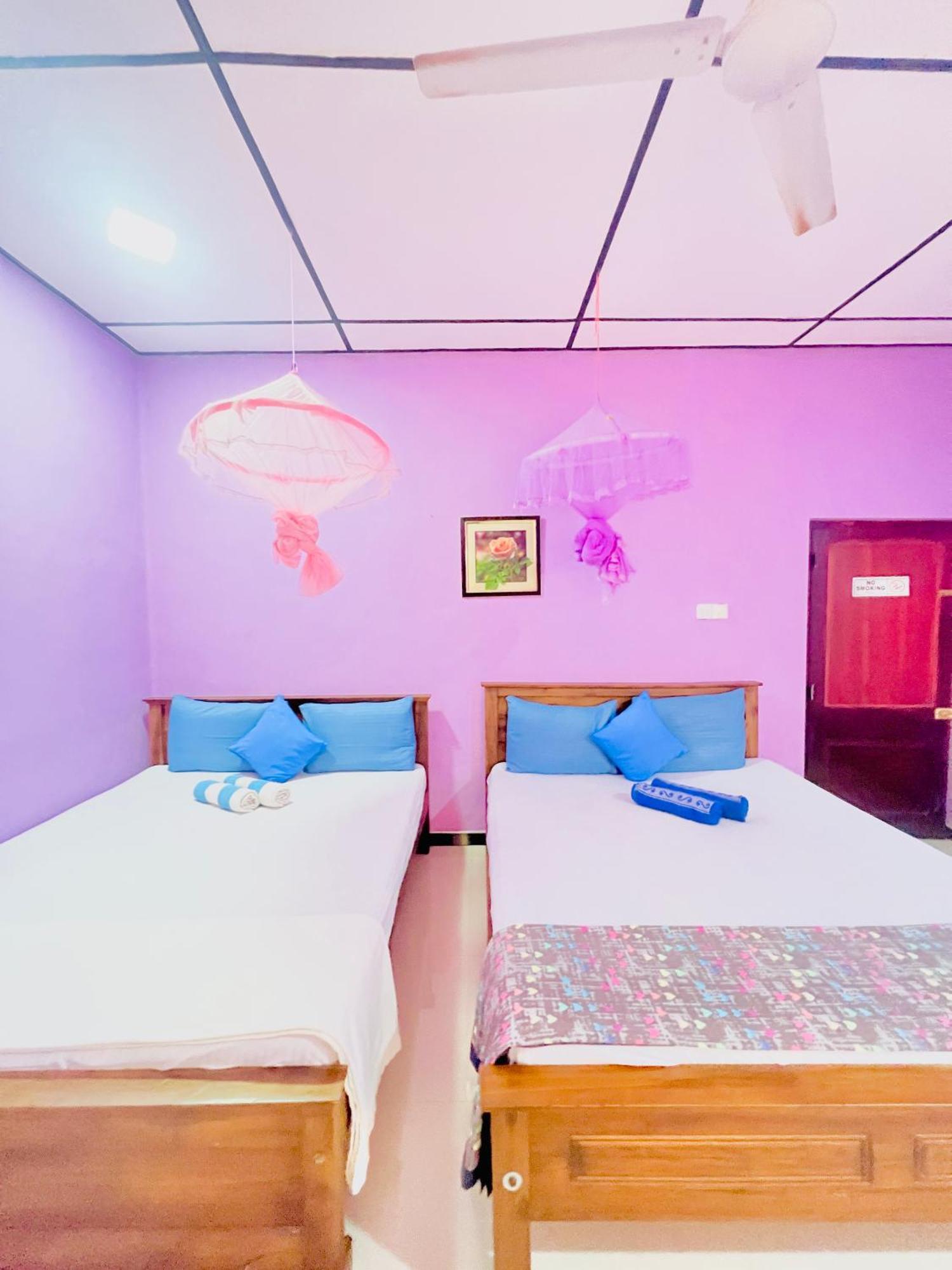 Gloriya Mathews Hotell Negombo Exteriör bild